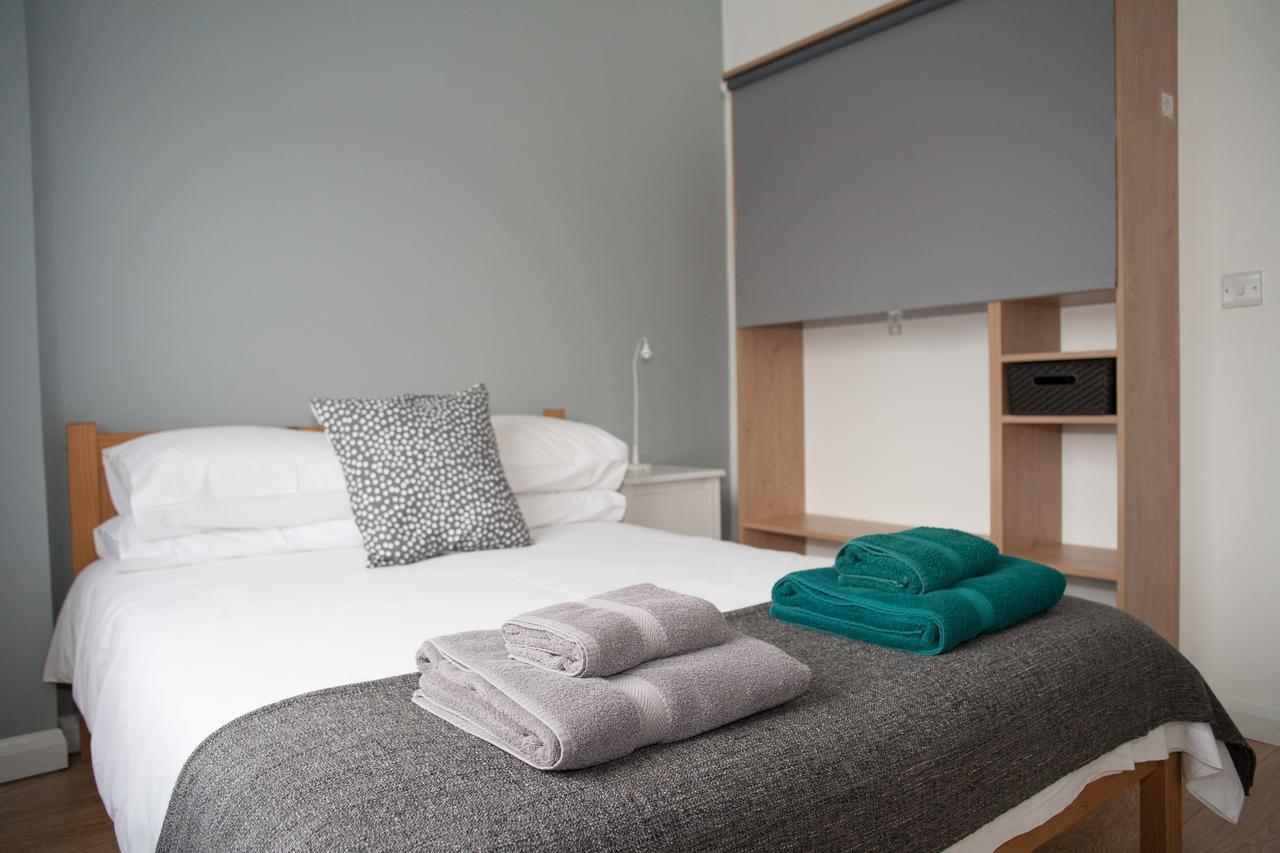 Quire Court Apartment Gloucester Eksteriør billede