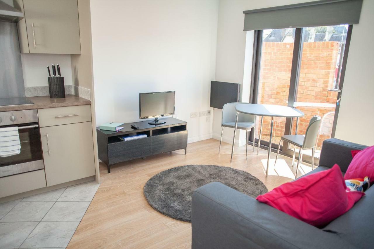 Quire Court Apartment Gloucester Eksteriør billede