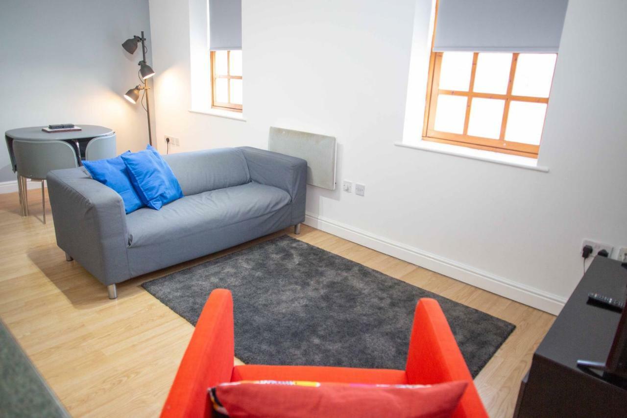 Quire Court Apartment Gloucester Eksteriør billede