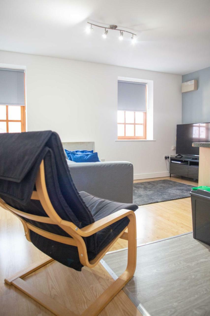 Quire Court Apartment Gloucester Eksteriør billede